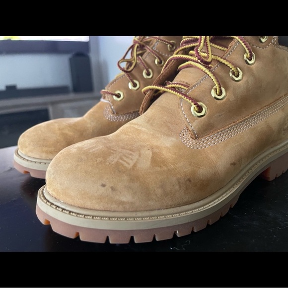 Timberlands - Picture 7 of 10